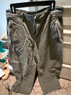 Women’s Olive Green Casual Pants